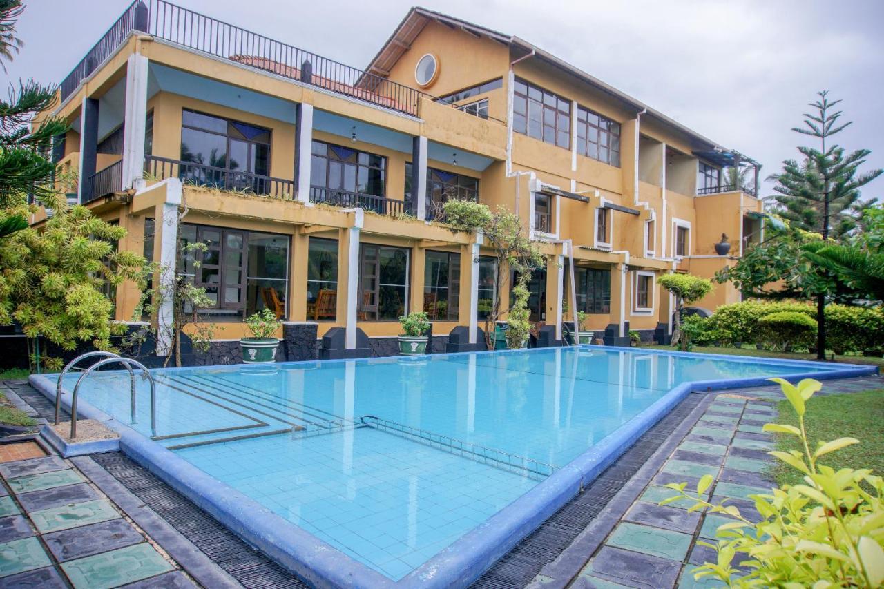Ocean Dreams Hotel Ahangama Exterior photo
